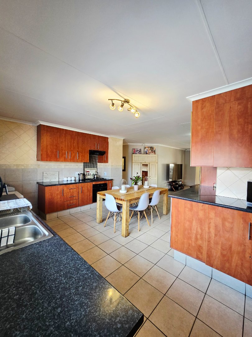 3 Bedroom Property for Sale in Songloed North West